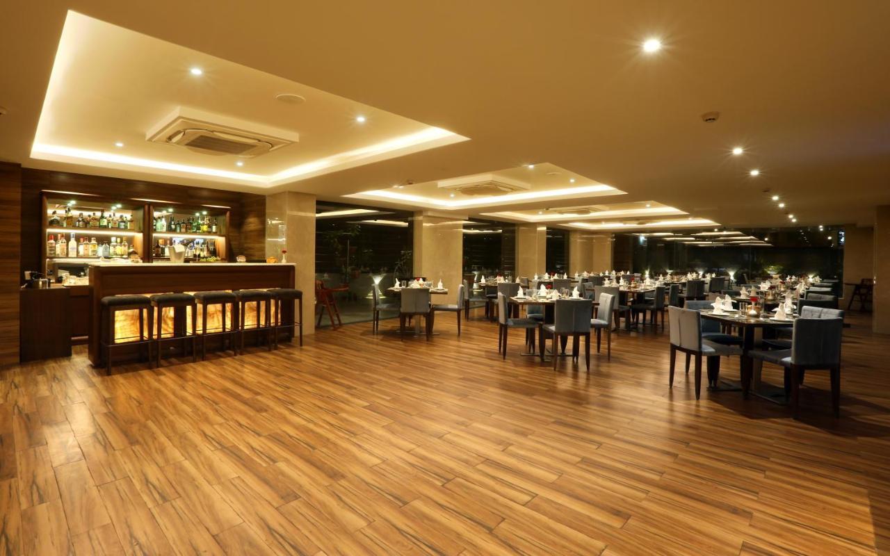 Resort The Lohias, Goa Candolim Zewnętrze zdjęcie