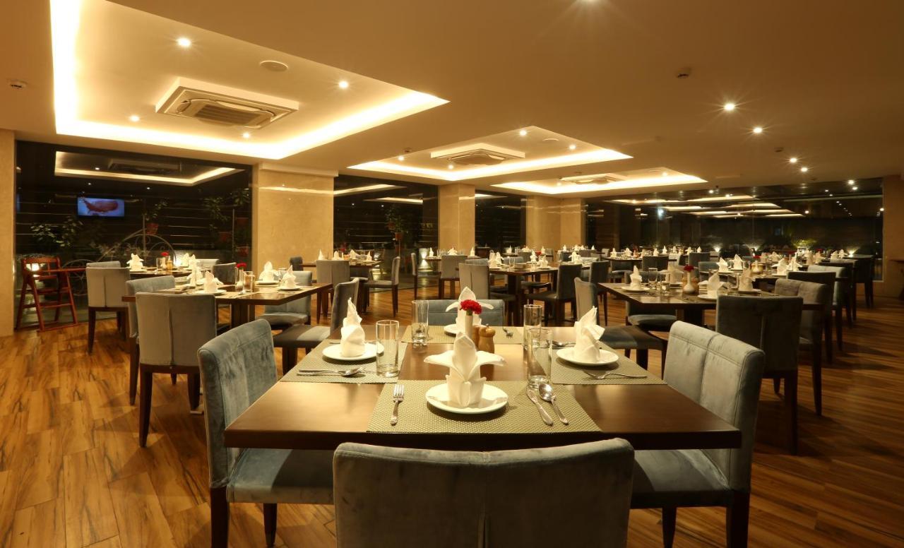 Resort The Lohias, Goa Candolim Zewnętrze zdjęcie